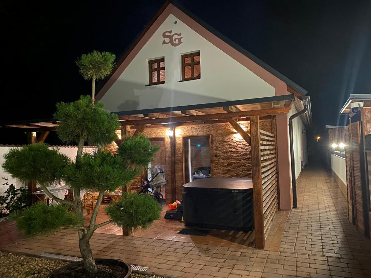 Sg Chalupa Stikov - Podkrkonosi - S Celorocnim Privatnim Wellness Nová Paka 외부 사진